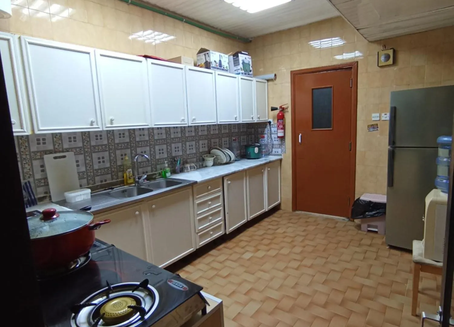 Privatunterkunft Ferienwohnung Sarker Abu Dhabi